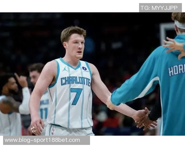 黄蜂主帅称米勒勇担领袖责任关键时刻展现无畏精神